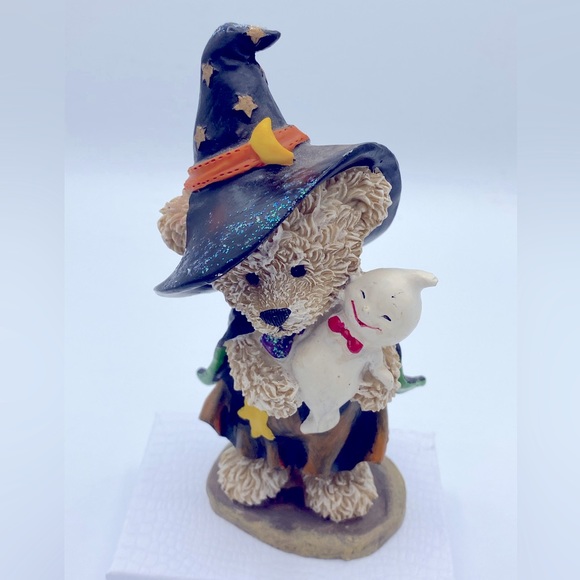 None Holiday Resin Halloween Witch Teddy Bear Wearing A Withes Hat And A Cape Holding A
